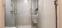 1 Canberra (D27), Condominium #590458171